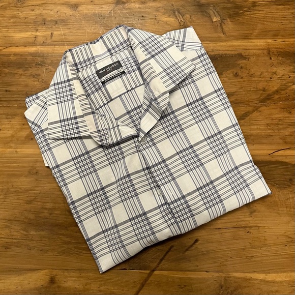 Pair of men’s dress shirts Van Heusen - Picture 9 of 9